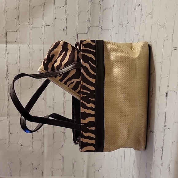 Estee Lauder Mini Tote with coin purse Tan Burlap and Brown and Tan Zebra Print - Picture 4 of 4